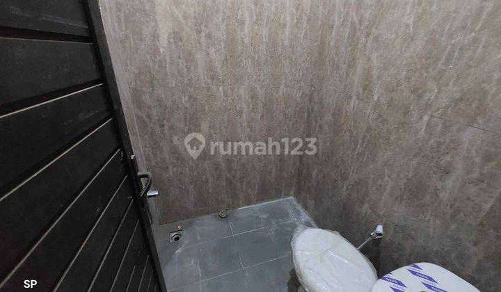 Rumah Siap Huni Type 80 di Condong Catur Sleman Yogyakarta 4