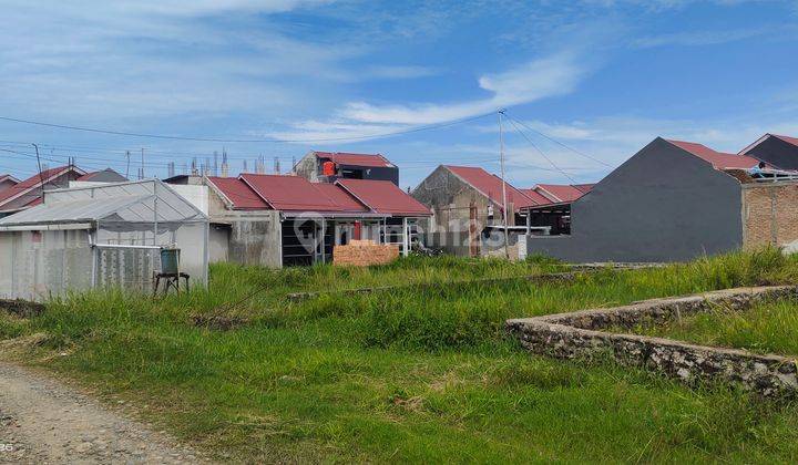 Dijual cepat tanah posisi hook lokasi dalam komplek perumahan 1