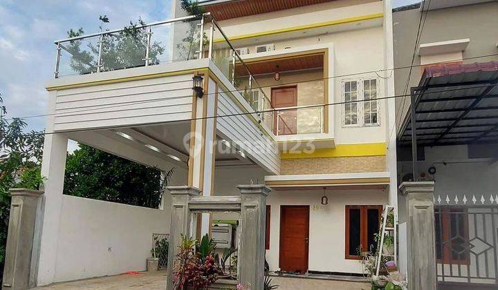 Rumah Mewah Lengkap Kolam Renang Lokasi Medan Helvetia 2