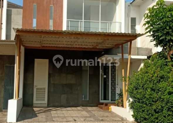For Sale Royal Residence House Great Location Brand New