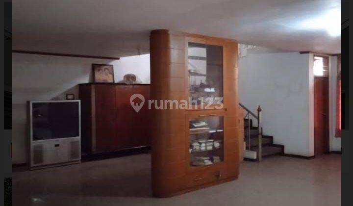 DIJUAL RUMAH RAYA DUKUH KUPANG BARAT 2