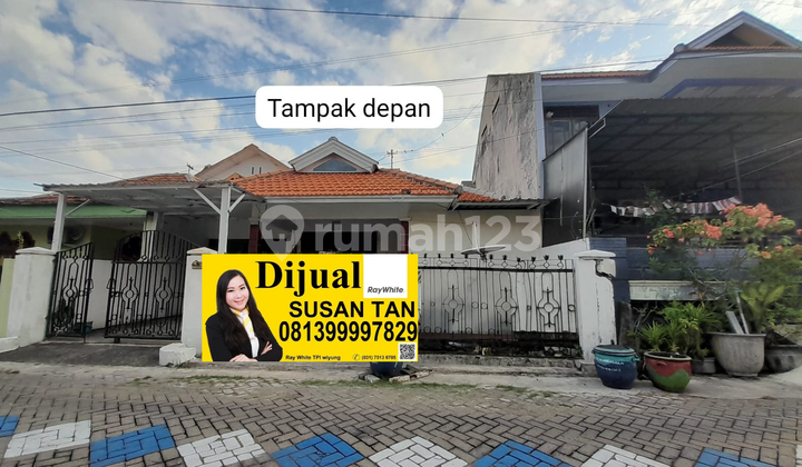 For Sale: Ready-to-Occupy Cottage House in Manggala Wiyung, Surabaya For Sale: Ready-to-Occupy Cottage House in Manggala Wiyung, Surabaya