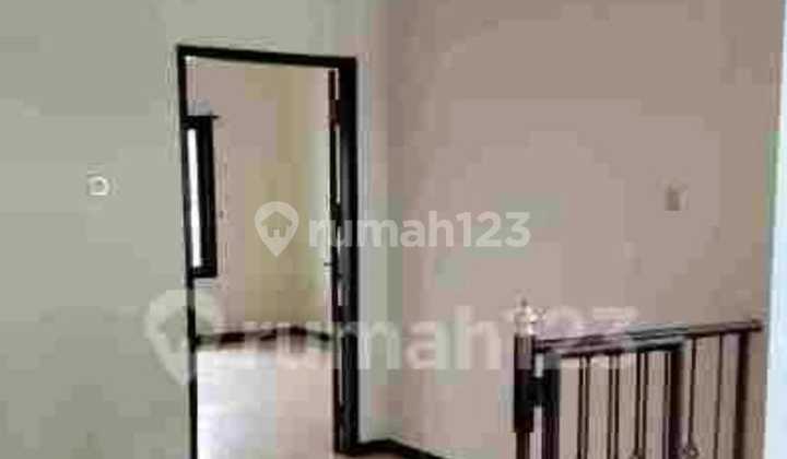 For sale, Well-Maintained Ready-to-Occupy House in Darmo Baru. 2