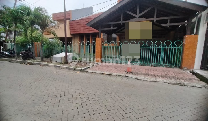 Dijual Rumah di Darmo Permai Timur Surabaya Dijual Rumah di Darmo Permai Timur Surabaya