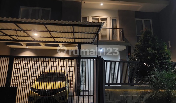 Dijual Vila Valensia Pakuwon Minimalis Modern Full Furnished