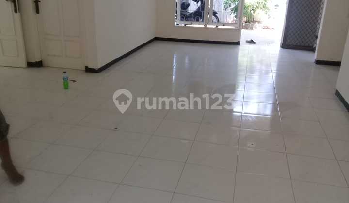 Dijual Rumah Hook 1 Lantai Taman Pondok Indah Wiyung 2