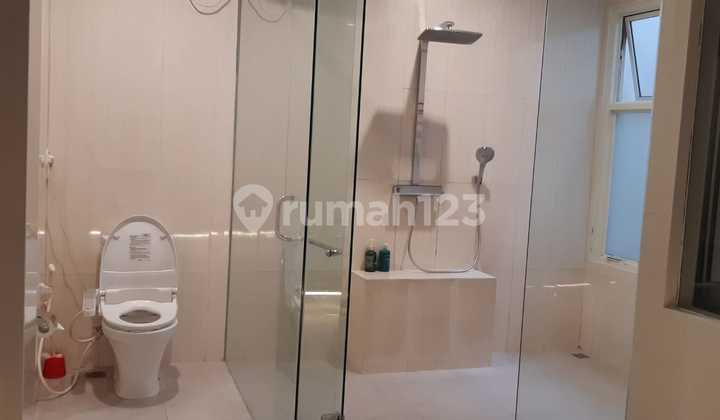 Dijual Rumah Babatan Pratama 2 Lantai Jalan Boulevard Furnish 2