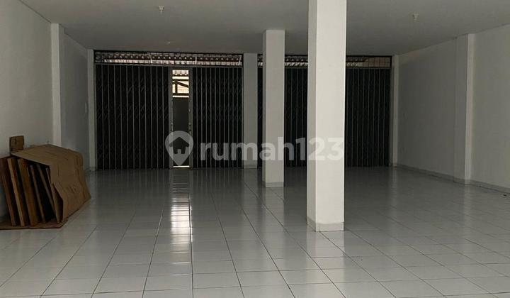For Sale House in Jembatan Lima8.5x20m, Ideal for Living and Business in Jembatan Lima