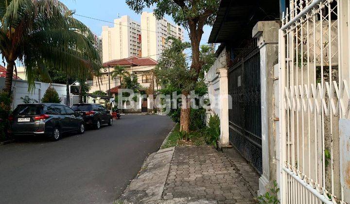 RUMAH HITUNG TANAH KEBON JERUK COCOK UNTUK RUMAH KOST ATAU RUMAH TINGGAL 2