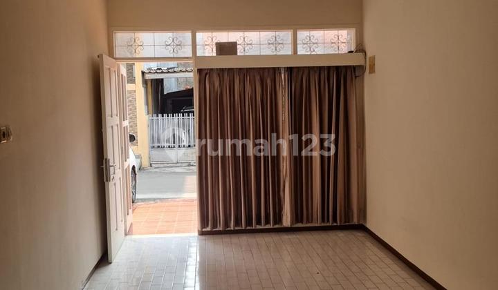 R0001 - Disewakan Rumah Tomang 10x15 Siap Huni Strategis Dekat Trisakti