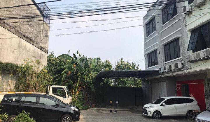 Dijual Ruko 3 Lantai Bagus Rapi di Kosambi Jakarta Barat 2