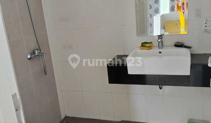 For Sale Hook House in Tesla Cluster, Scientia By Rumah Chinida (Dw) 2