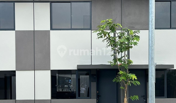 Dijual Rumah 2 Lantai Hadap Timur di Xyz Flo By Rumah Chinida (Ld)