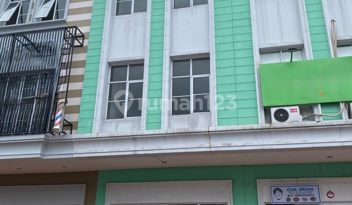 For Rent 3-Story Shop House at Neo Piazza By Rumah Chinida (He) For Rent 3-Story Shop House at Neo Piazza By Rumah Chinida (He)