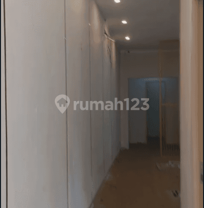 Disewakan Ruko 3 Lantai di Mendrisio Tangerang By Rumah Chinida 2