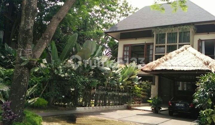 Dijual Rumah SHM di Cluster Castilla Bsd By Rumah Chinida (Dw) Dijual Rumah SHM di Cluster Castilla Bsd By Rumah Chinida (Dw)