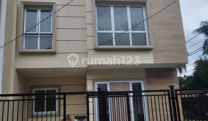 Dijual Rumah SHM Posisi Hook di Sektor 7A By Rumah Chinida (Dw) Dijual Rumah SHM Posisi Hook di Sektor 7A By Rumah Chinida (Dw)