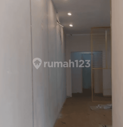 Disewakan Ruko 3 Lantai di Mendrisio Tangerang By Rumah Chinida 2