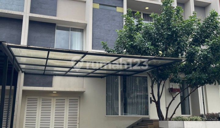 For Quick Sale House in Mozart Cluster Phase 1 By Rumah Chinida (Lw)