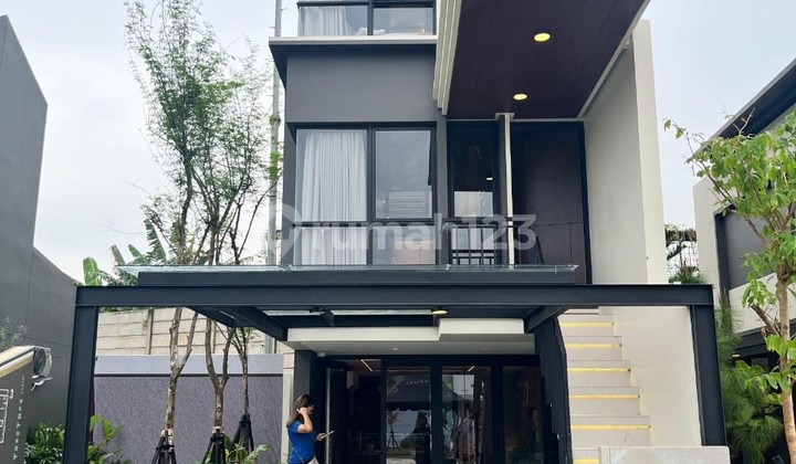 Dijual Rumah 3.3x11.5 3 Lantai, Tretop Livin By Rumah Chinida (Lv) Dijual Rumah 3.3x11.5 3 Lantai, Tretop Livin By Rumah Chinida (Lv)