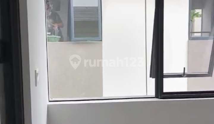 Disewakan Rumah di XYZ Trail Park Serpong By Rumah Chinida (Jb) 2