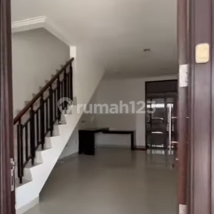 For Rent: House, East Asia Greenlake Cluster By Rumah Chinida (Yt)