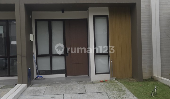 Disewakan Rumah Cgs di Cluster Bellefluer By Rumah Chinida (Jb)