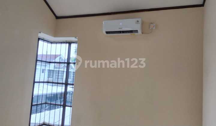 Disewakan Rumah 2 Lantai di Taman Kyoto Karawaci By Rumah Chinida 2