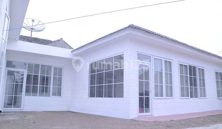 Dijual Rumah SHM di Jl Kusna, Kota Cirebon By Rumah Chinida (Jb) 2