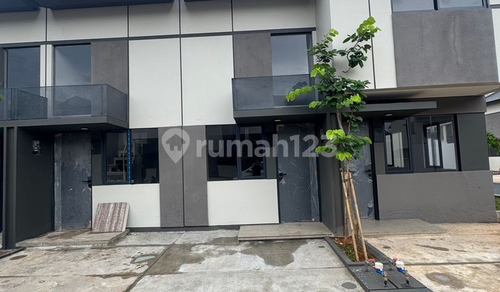 Dijual Rumah 2 Lantai di Charm Drive, Legok By Rumah Chinida (Jb)