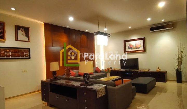 Rumah 2 Lantai Full Furnished di Green Garden Jakarta Barat 1