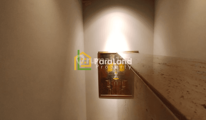 Rumah 2 Lantai Full Furnished di Green Garden Jakarta Barat 14