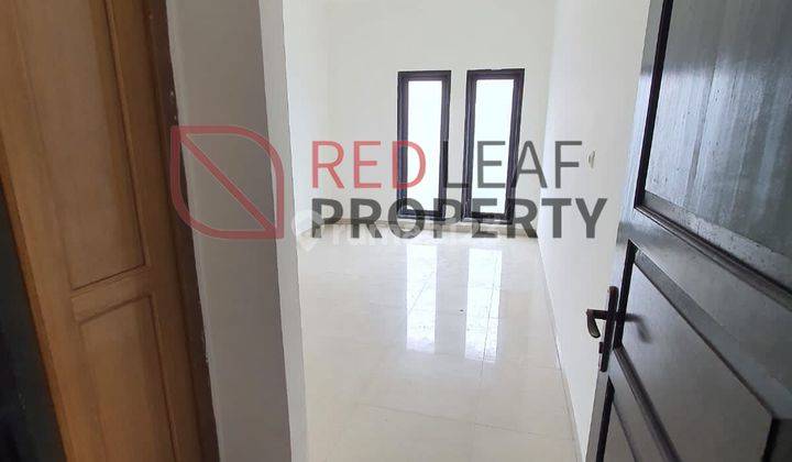 Rumah 3 Lantai Rapi Siap Huni Unfurnished di Greenville,jakbar 2