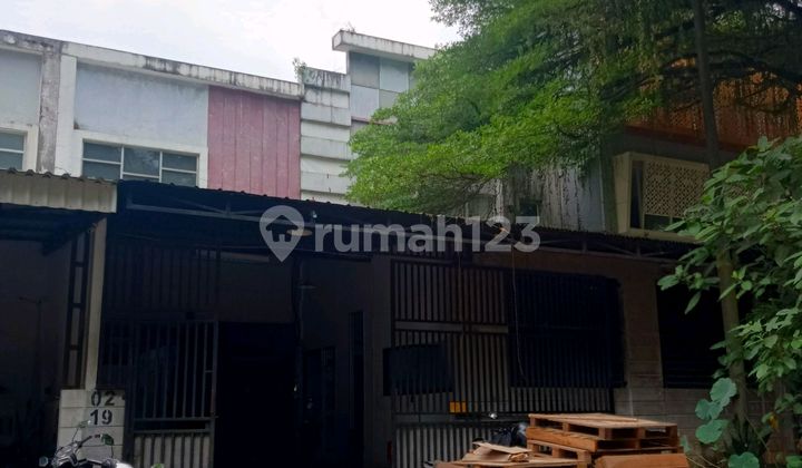 2-Story Warehouse in a Strategic Location in Taman Tekno Warehouse Area, BSD Serpong, South Tangerang, Banten 2-Story Warehouse in a Strategic Location in Taman Tekno Warehouse Area, BSD Serpong, South Tangerang, Banten