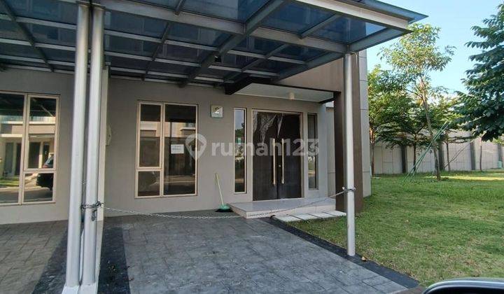 Rumah 2 Lantai 8x15 Hoek di Cluster Piano Golf Island Pik 1