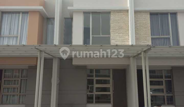 Ready di Jual Rumah Siap Huni Cluster Scarlet di Pik2 - (Yok116) 1