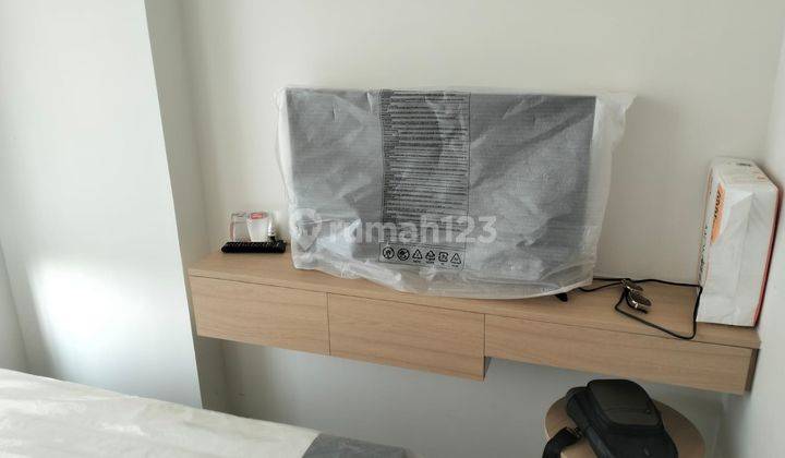 Apartemen Osaka Studio Lantai 18 Semi Furnish Di Pik 2  2