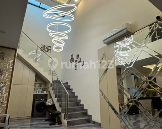 Dijual Rumah Mewah Full Furnish di Premier Village - (EST019) 2