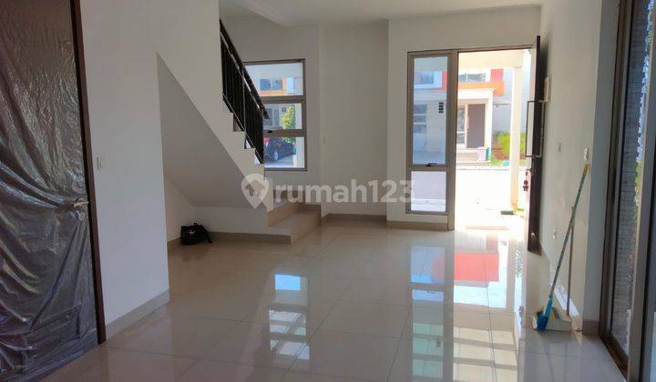 Disewakan Rumah Termurah 2 Lantai Cluster Scarlet PIK 2 1