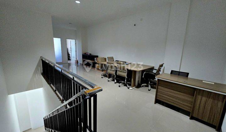 Dijual Ruko Ada AC, Meja dan Kursi Kantor di PIK 2 Milenial  1