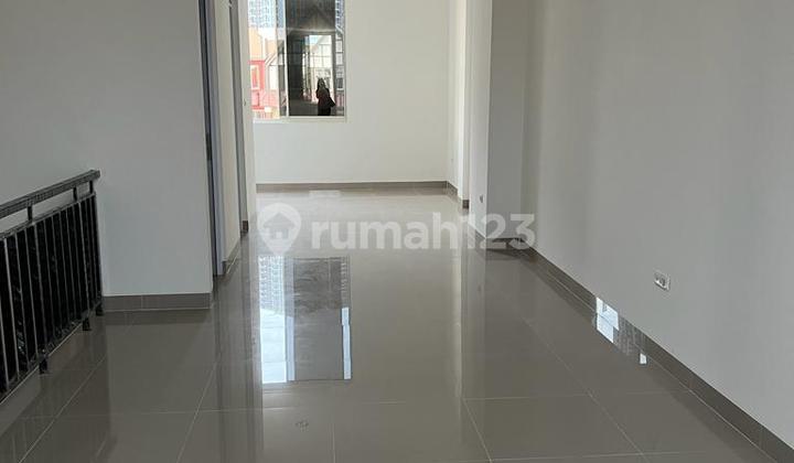 Ready di Sewakan Ruko Euro Asia Siap Huni di Pik2 - (Yok063)