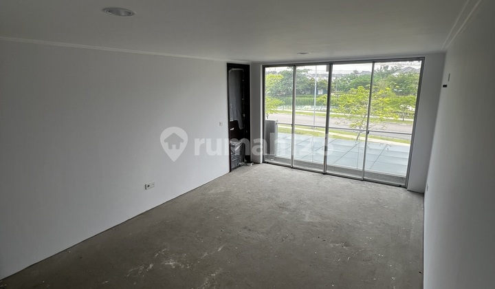 Dijual Rumah Baru Best View di Cluster Serenade Golf Island PIK 2