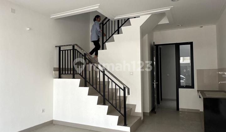 Disewakan Rumah Cluster Denver PIK 2 Cepat Bagus dan Murah 2