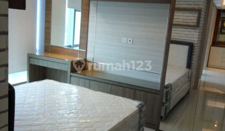 Furnished and Private Elevator, La Riz Apartment Connected to Pakuwon Mall, West Surabaya, East Java 2