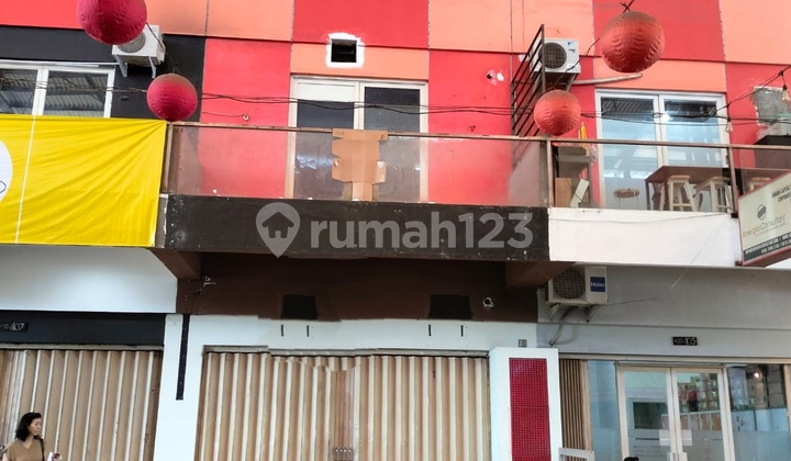 Ruko Gwalk Galeria 2 Lantai, Strategis Dekat Jalan Raya Citraland, Surabaya Barat, Jawa Timur Ruko di Citraland Ruko Gwalk Galeria 2 Lantai, Strategis Dekat Jalan Raya Citraland, Surabaya Barat, Jawa Timur Ruko di Citraland
