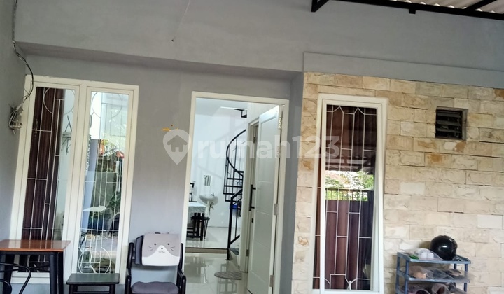 Semi Furnish Dan Siap Renov, Rumah 2 Lantai, Green Semanggai Mangrove, Wonorejo, Rungkut, Surabaya Timur, Jawa Timur Rumah Bagus SHM di Perumahan Green Semanggi Mangrove, Jl. Wonorejo, Wonorejo, Rungkut, Kota Surabaya, Jawa Timur, Indonesia, 60296, Rungku 2
