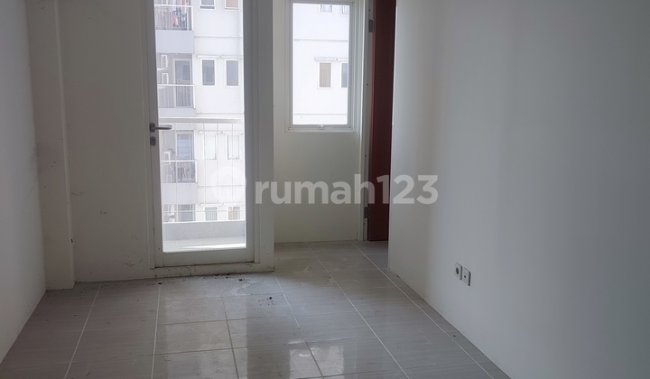 Brand New and Never Occupied, Dharmahusada Tower B Peak Apartment, Surabaya 2