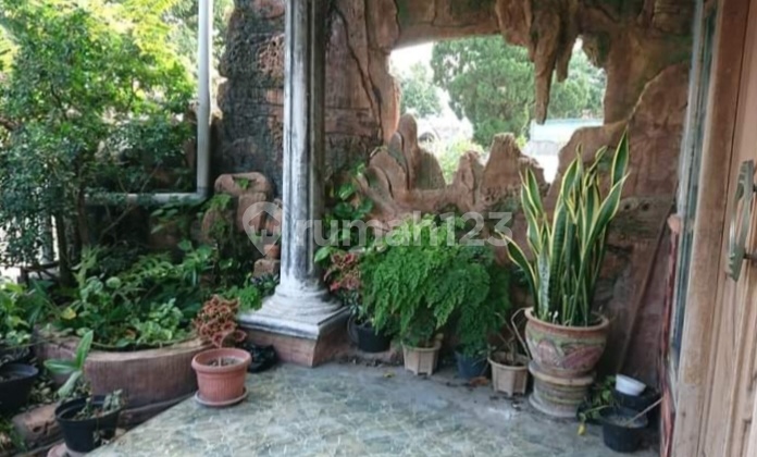 Rumah 2 Lantai Bagus Furnished SHM 3