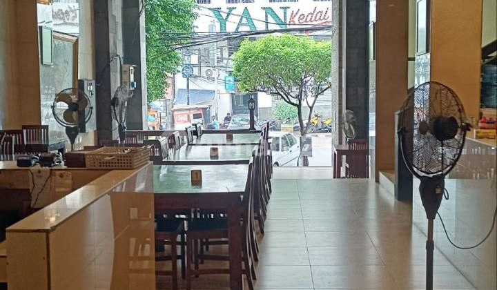 Dijual Ruko 4 Lantai di Menteng Lokasi Strategis & Nyaman