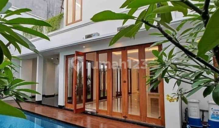Dijual Rumah Mewah SHM di Pondok Indah Jakarta Selatan